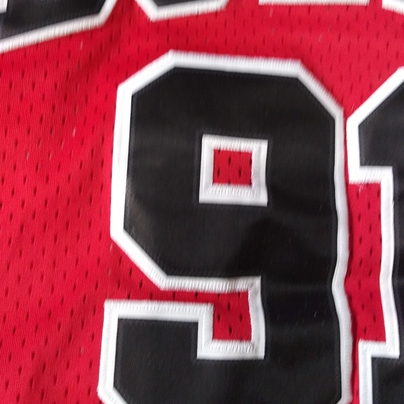 Chicago Bulls Rodman Jersey - Picture 5 of 15
